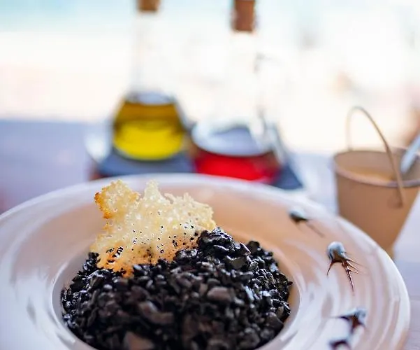 Apartman Beachfront Vala With A Swimming Pool Orebić